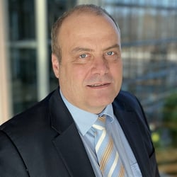 Portraitfoto des Program Managers der Lufthansa Group Portraitfoto des Program Managers der Lufthansa Group