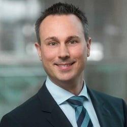 Portraitfoto des Vice President IT Architecture & Tech Enablement der Lufthansa Group Portraitfoto des Vice President IT Architecture & Tech Enablement der Lufthansa Group